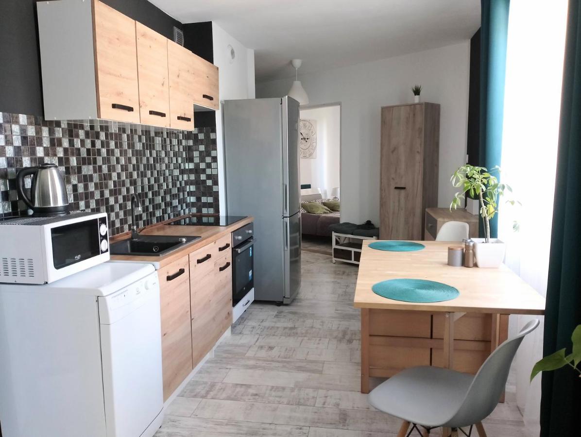 Apartament Lesny Lubiń エクステリア 写真